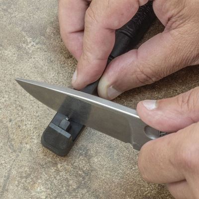Affilatore Ka-Bar Ceramid NERO KA-BAR 02-9926 2
