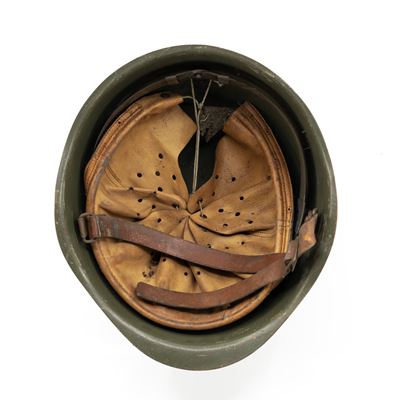 Casco ČSLA vz.53 in acciaio con sottogola in pelle usato Esercito ceco 826114G 2