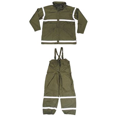 Completo antivento e impermeabile ITALIANO con striscia riflettente