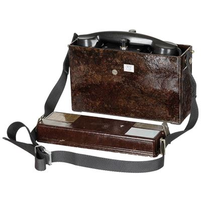 Telefono da campo ERICSSON con accessori usato