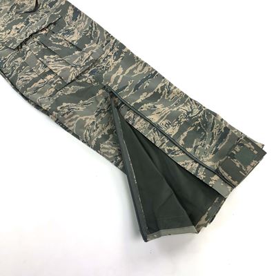 Pantaloni USAF all-purpose environmental GORE-TEX ABU originali usati Esercito americano 71045280 2