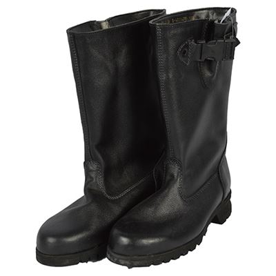 Scarponi invernali alti AČR "PŮLITRY" usati