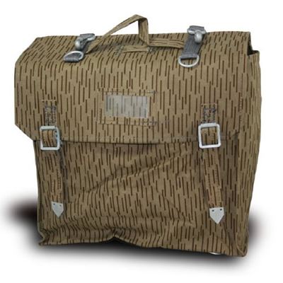 Piccola NVA JEHLIČÍ da campo con cinghie JEHLIČÍ usata