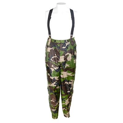 Pantaloni impermeabili slovacchi PNUD MO3 usati