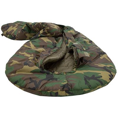 Sacco a pelo DEFENCE 4 WOODLAND CARINTHIA 92522-92523 8