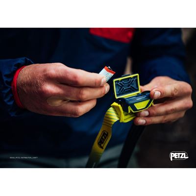 Lampada frontale TIKKA CORE BLU PETZL E067AA01 6