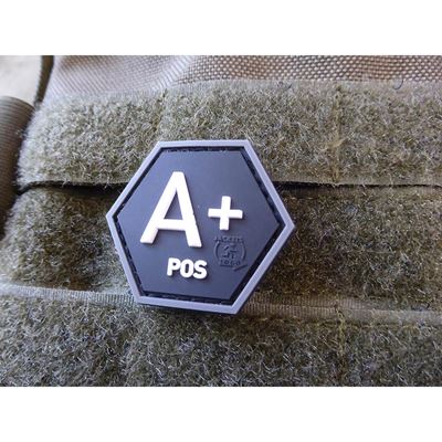 Patch esagonale sangue A POS plastica NERO SWAT