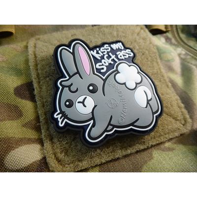 Toppa KISS MY SOFT ASS in plastica grande con velcro JACKETS TO GO JTG-KMSA-FC 2