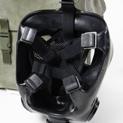 Maschera antigas OM-90 + tuta JP-90 nella borsa usata Gumárny Zubří maska-OM90 2