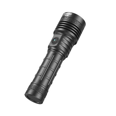 Torcia PZ18 ZOOM ricaricabile, 1600 lumen, 420 metri, IP66 NERA