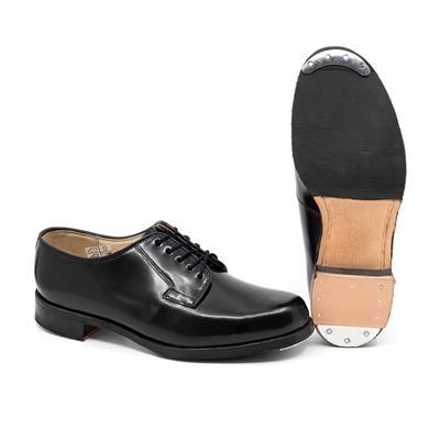 Scarpe eleganti HS guardia del castello con rinforzi in ferro NERE lucide