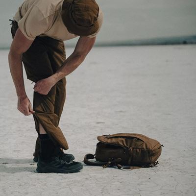 Pantaloni WINDRUNNER Windpack® Nylon COYOTE Helikon-Tex® SP-WDR-NL-11 2