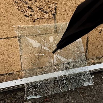 Ombrello pieghevole tattico con rompivetro NERO UZI UZI-UMB-2 7